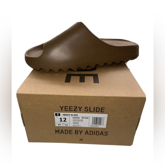 SIZE 12 ADIDAS YEEZY SLIDE CORE KANYE WEST BRAND NEW IN BOX! - Picture 3 of 3